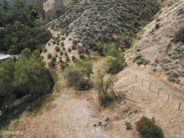5946 Oak Knolls Rd, Simi Valley, CA 93063